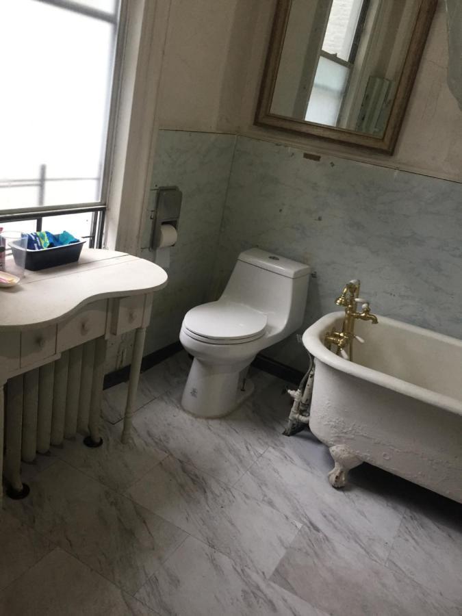 Private Room In Manhattan 뉴욕 외부 사진